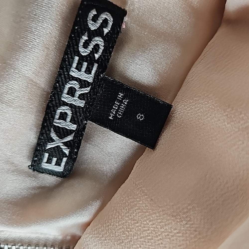 Express 8 - Picture 4 of 4